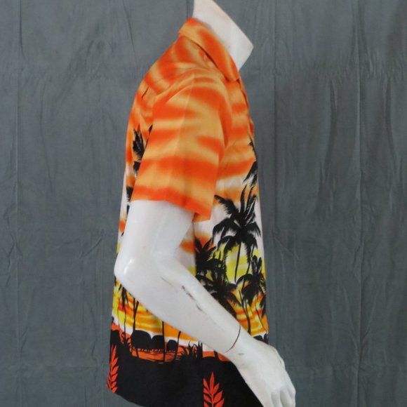 Modern Aloha Republic Hawaiian Shirt - Sun Set Design - Men's Small - Unworn ! - Picture 8 of 9
